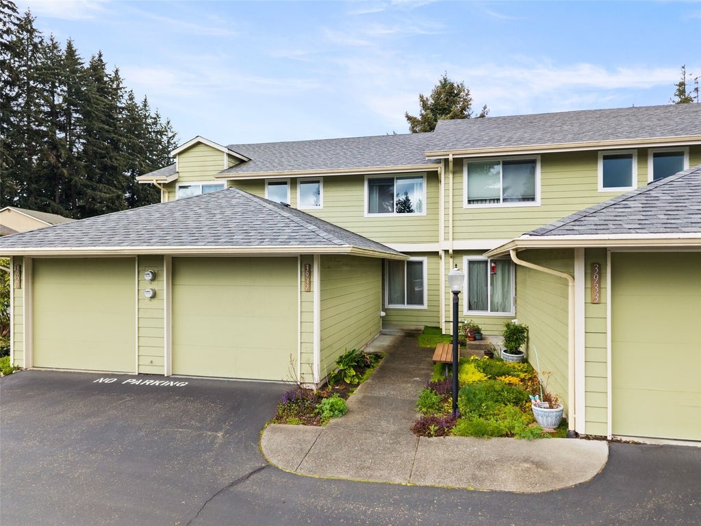 Photo of 3931 NW Fairway Lane, Bremerton, WA 98312 (MLS # 2597569)
