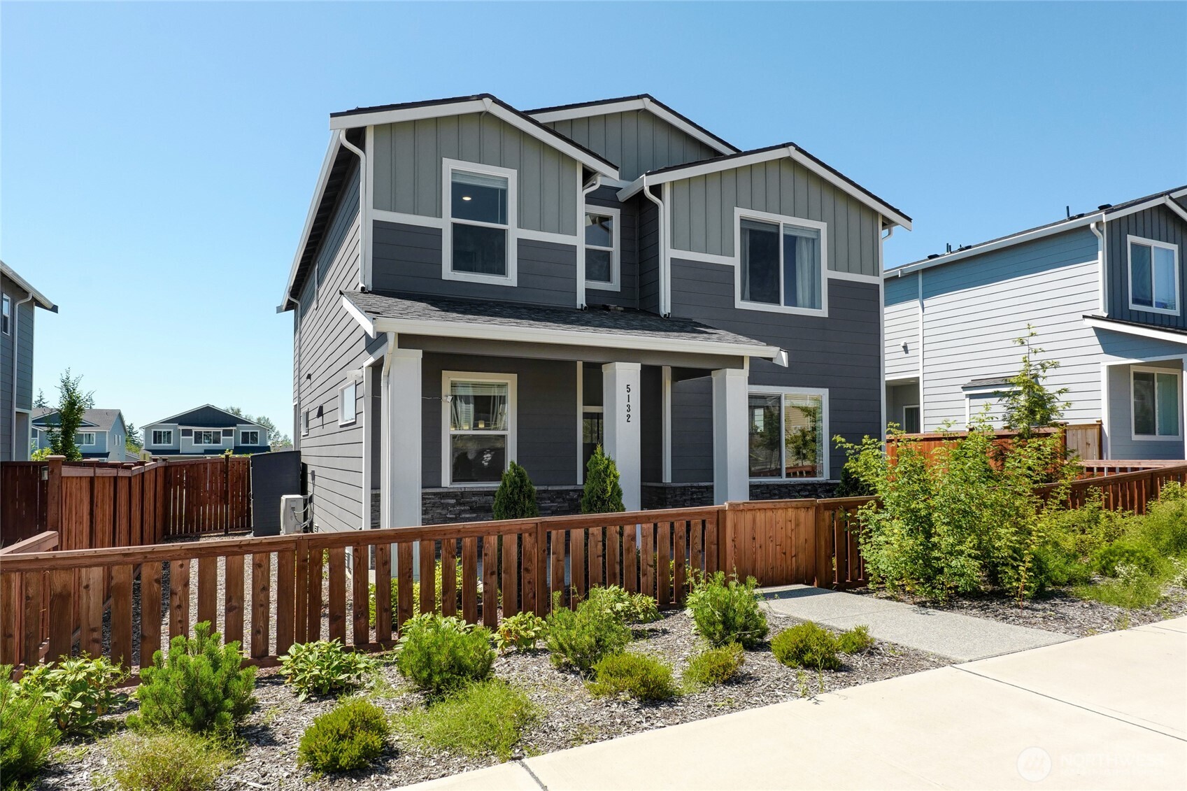 5132 NE 87th Avenue NE