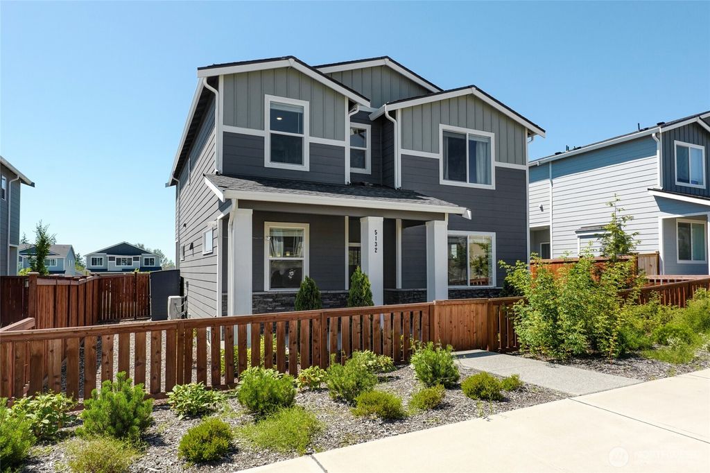 Photo of 5132 NE 87th Avenue NE, Marysville, WA 98270 (MLS # 2501458)