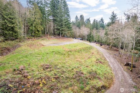 Photo of 292 Woodside Drive, Longview, WA 98632 (MLS # 2459332)