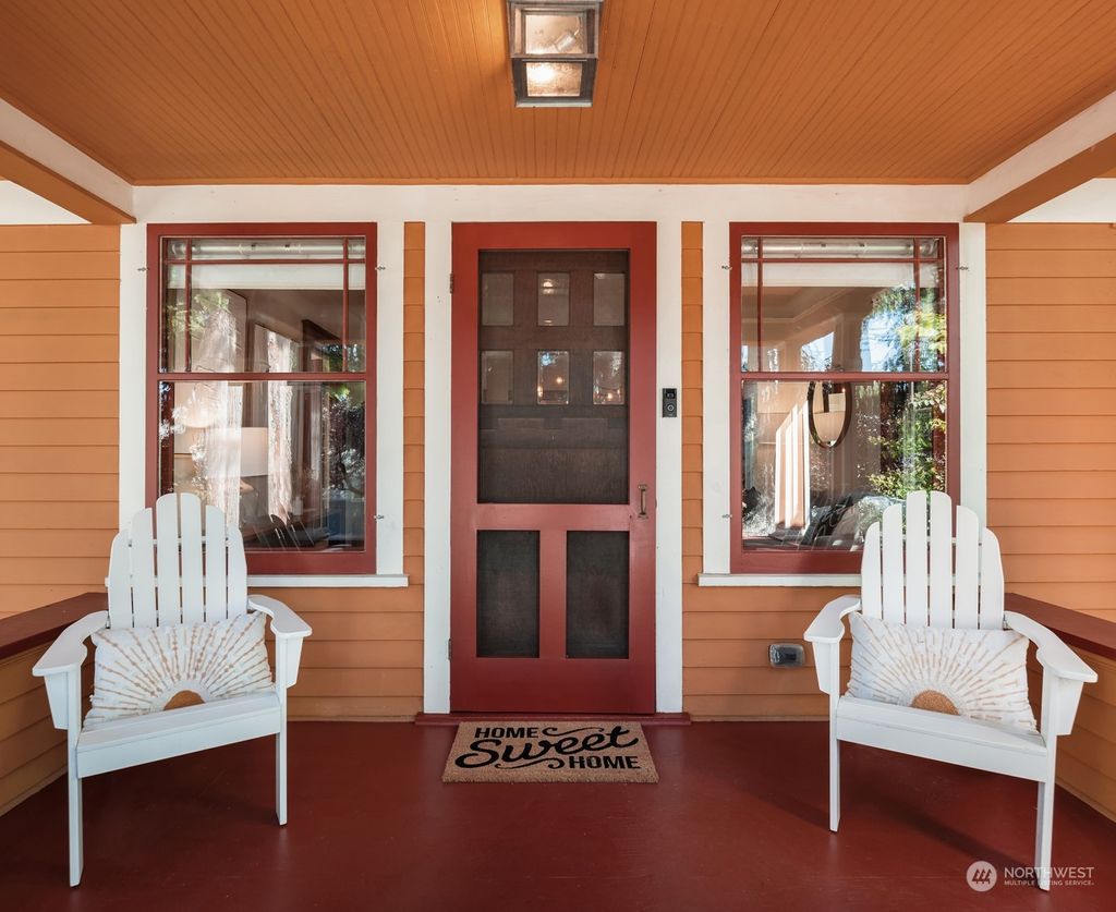 Photo of 4418 6th Avenue NW, Seattle, WA 98107 (MLS # 2224614)