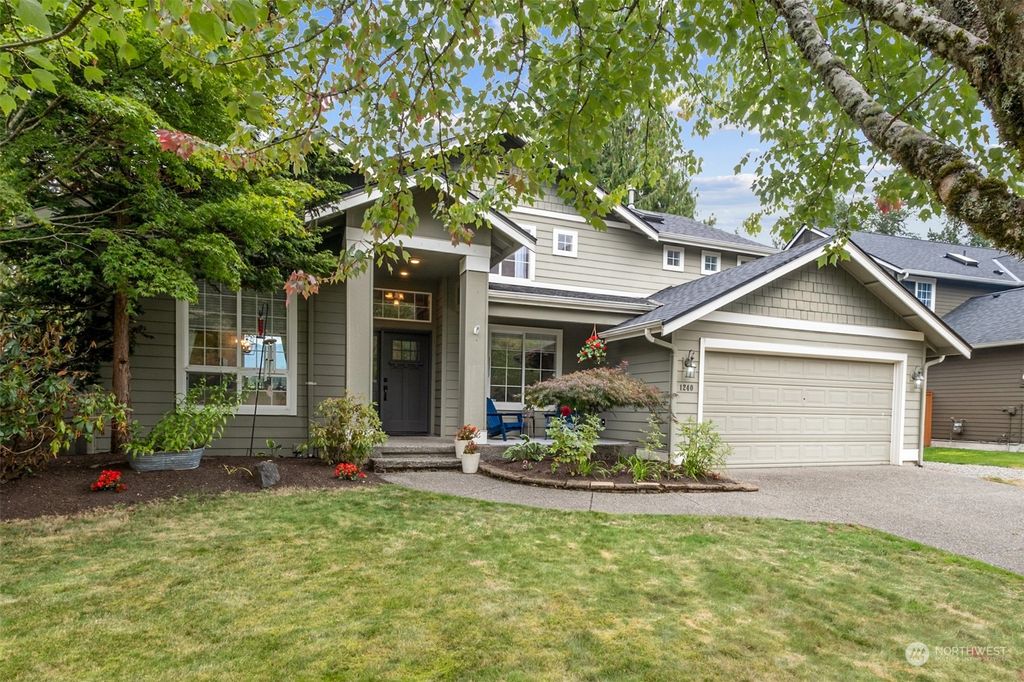 Photo of 1240 Mountain View Boulevard SE, North Bend, WA 98045 (MLS # 2161922)