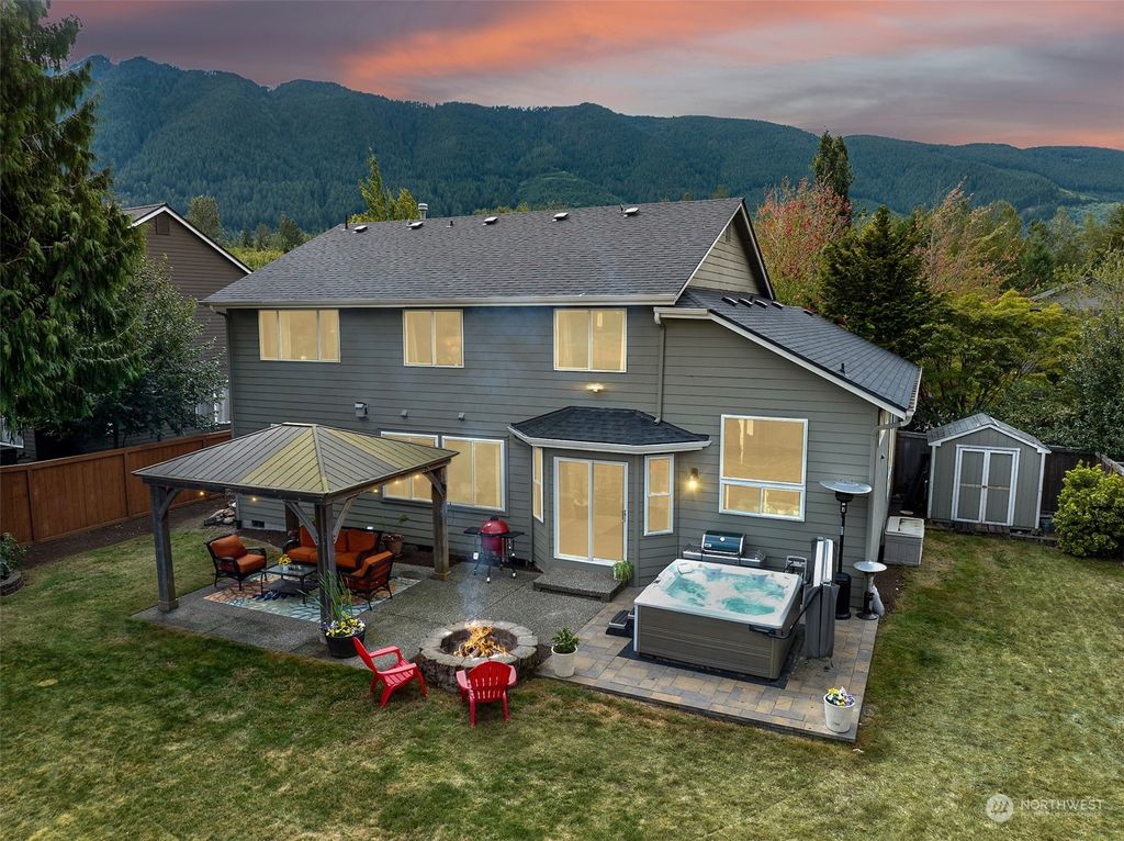 Photo of 1240 Mountain View Boulevard SE, North Bend, WA 98045 (MLS # 2161922)