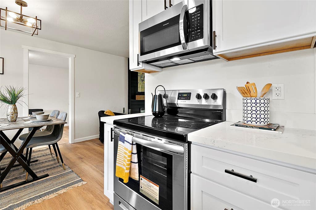 Photo of 12404 213th Avenue E, Bonney Lake, WA 98391 (MLS # 2538489)