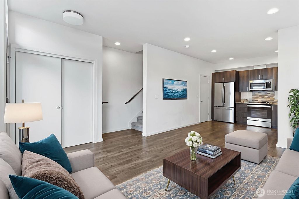 Photo of 6917 Carleton Ave Ave S #B, Seattle, WA 98108 (MLS # 2442744)