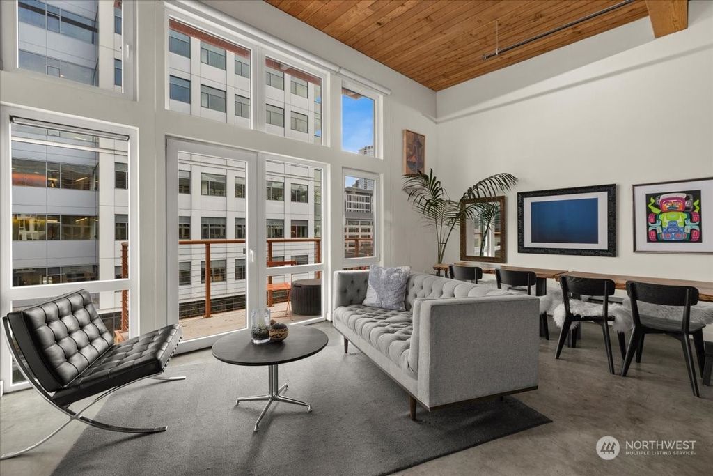 Photo of 401 9th Avenue N #501, Seattle, WA 98109 (MLS # 2329822)