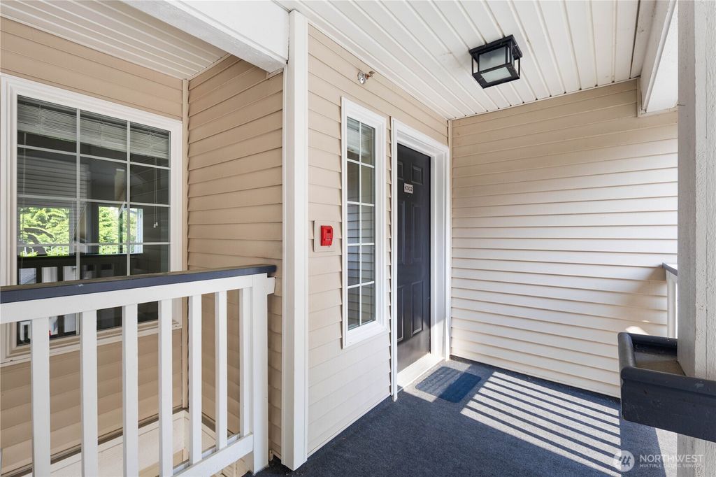 Photo of 12116 NE 172nd Place #K302, Bothell, WA 98011 (MLS # 2432759)
