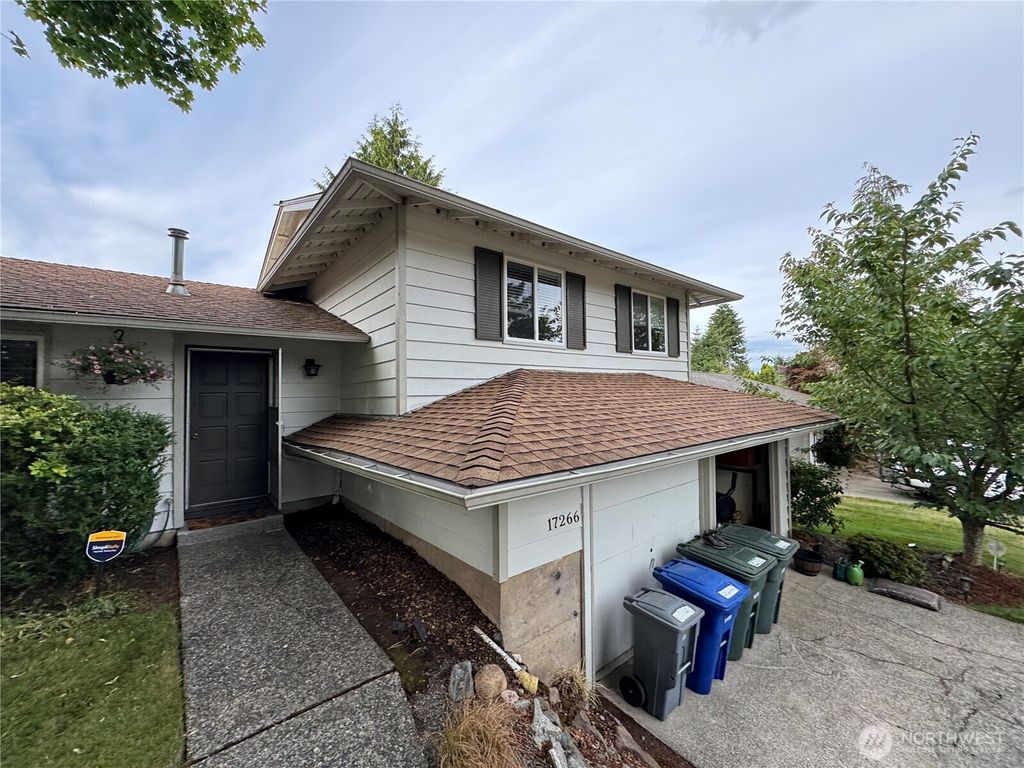 Photo of 17266 NE 18th Place, Bellevue, WA 98008 (MLS # 2425469)