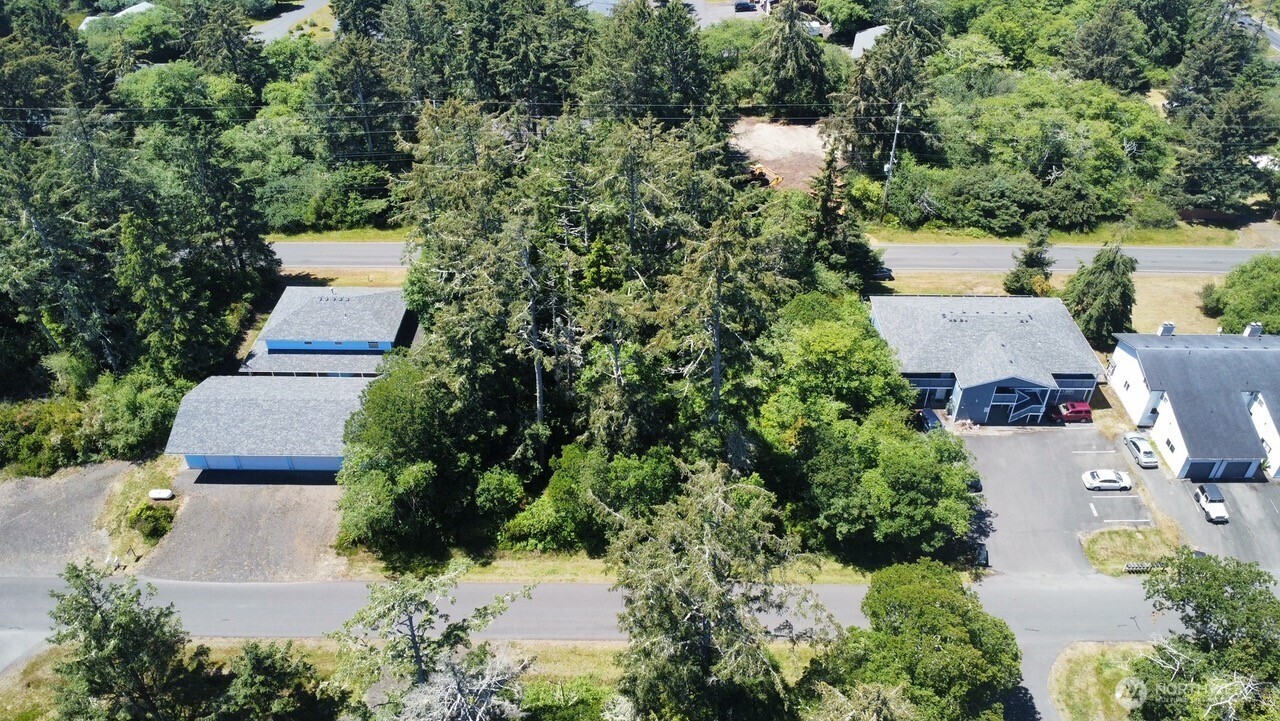 655 Sunset Ave
