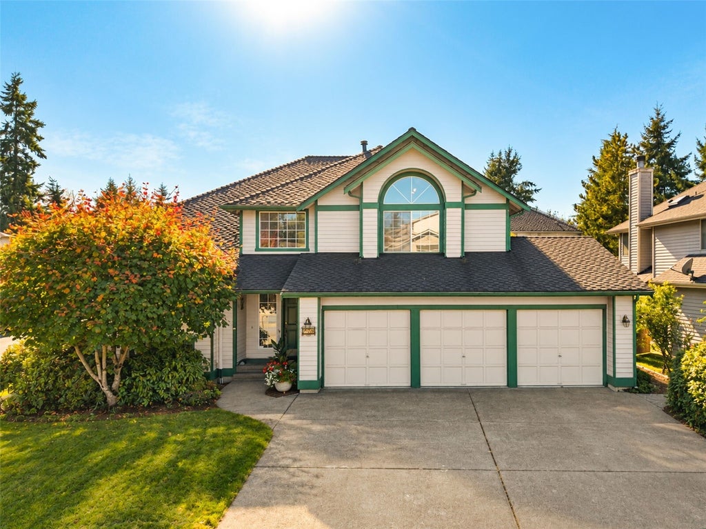 Photo of 709 SW 323rd Street, Federal Way, WA 98023 (MLS # 2594273)