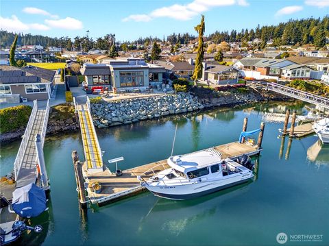 1911 Bay Place Anacortes WA 98221