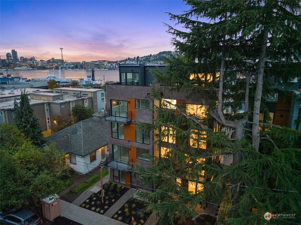 Photo of 2031 Yale Avenue E #D, Seattle, WA 98102 (MLS # 2180311)