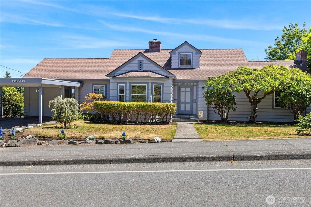 Photo of 3523 Federal Avenue Ave, Everett, WA 98201 (MLS # 2396631)