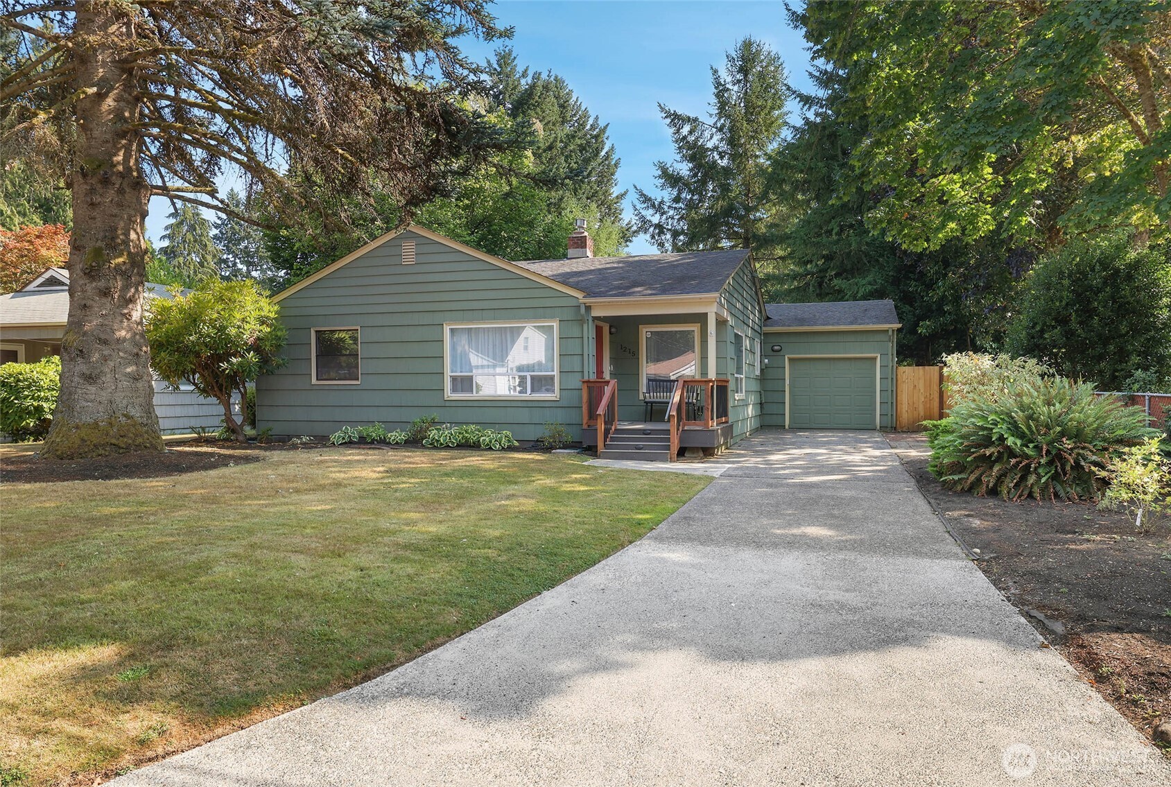 1215 Jasper Avenue NE