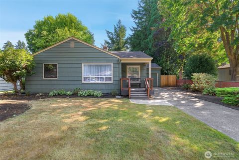 Photo of 1215 Jasper Avenue NE, Olympia, WA 98506 (MLS # 2420031) Photo of 1215 Jasper Avenue NE, Olympia, WA 98506 (MLS # 2420031)
