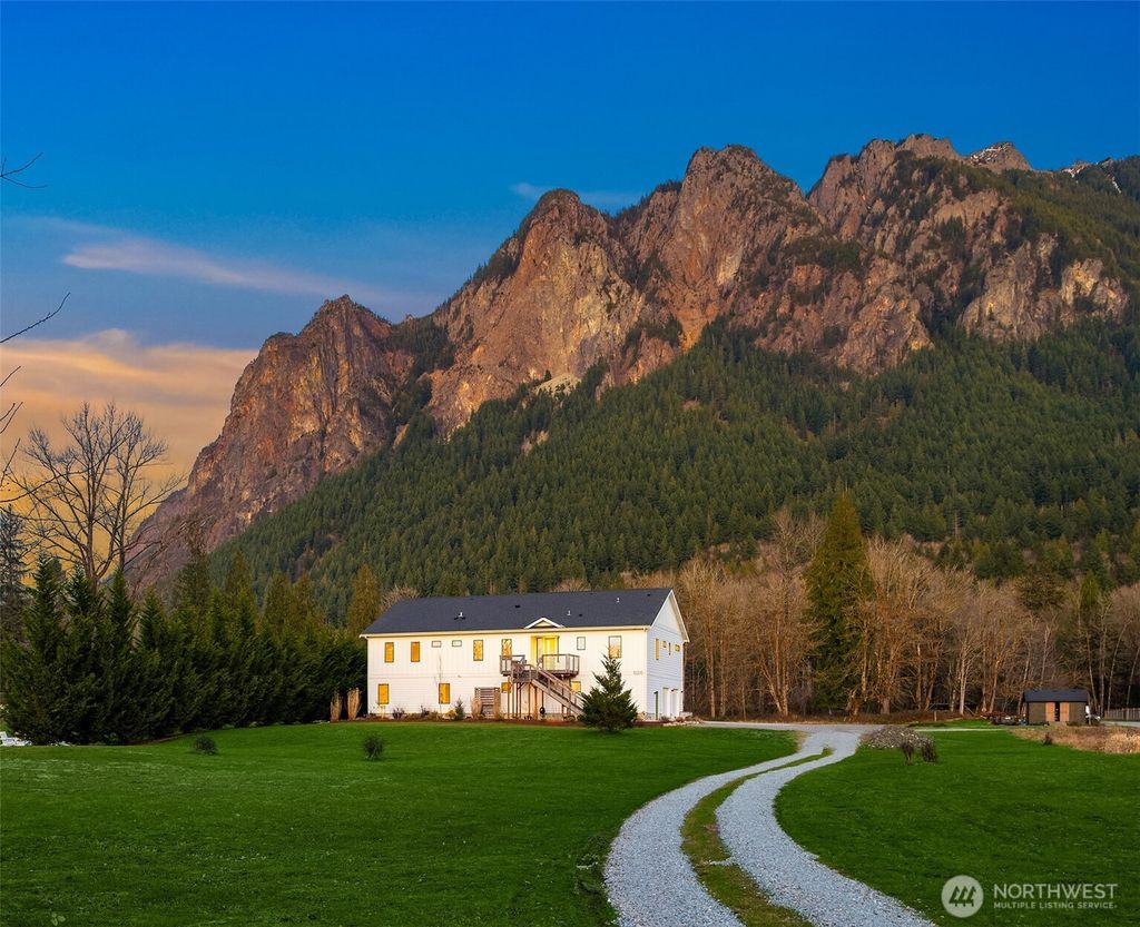 Photo of 10210 428th Avenue SE, North Bend, WA 98045 (MLS # 2487439)