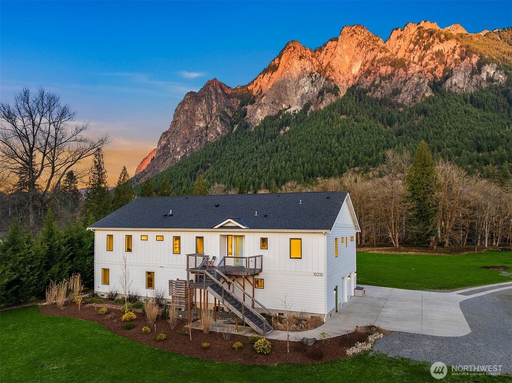 Photo of 10210 428th Avenue SE, North Bend, WA 98045 (MLS # 2487439)