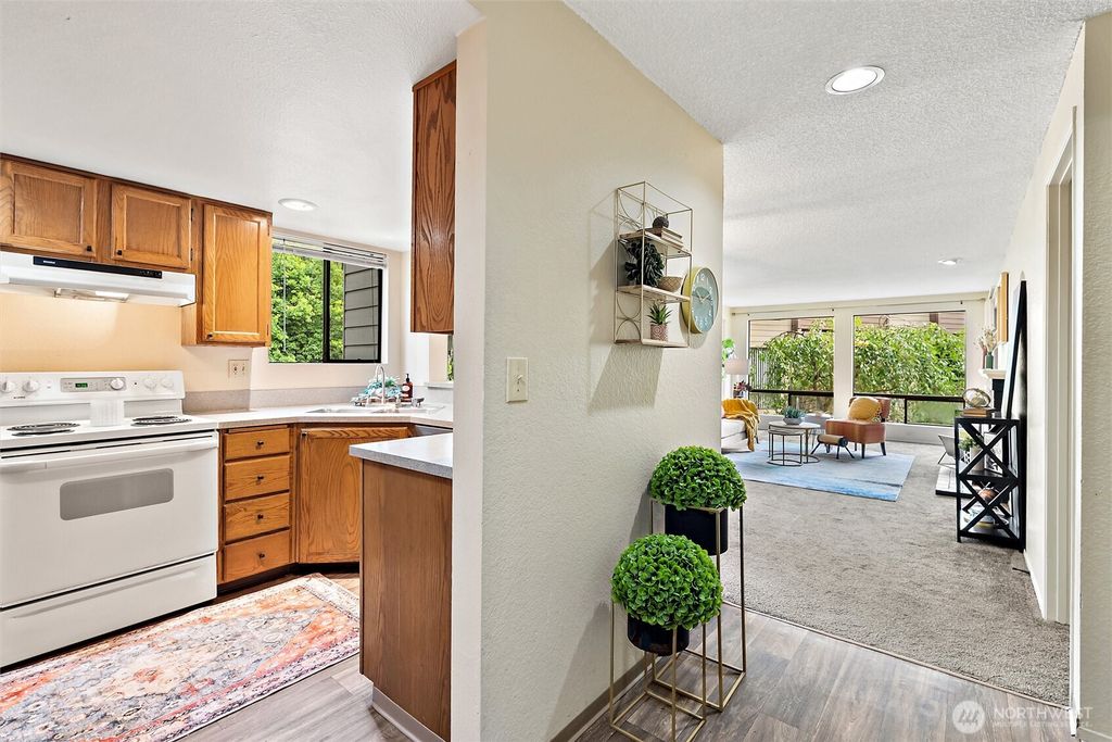Photo of 15123 Sunwood Boulevard #GG21, Tukwila, WA 98188 (MLS # 2524619)