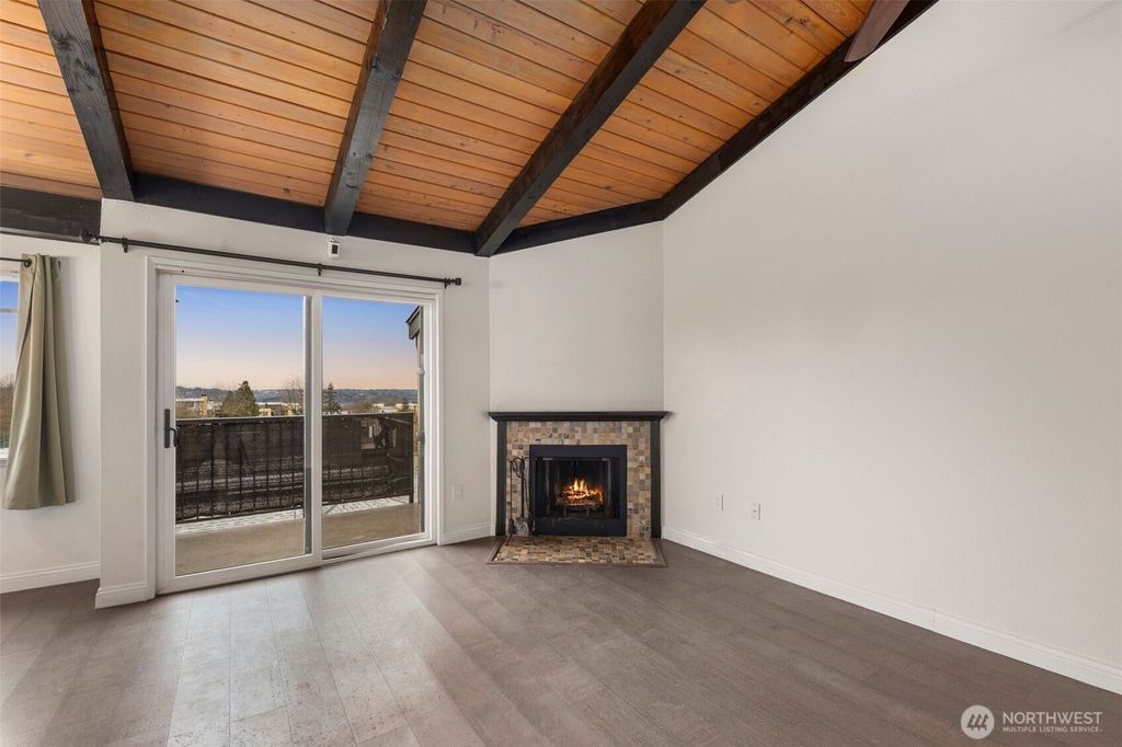 Photo of 2020 Grant Avenue S #L305, Renton, WA 98055 (MLS # 2333658)