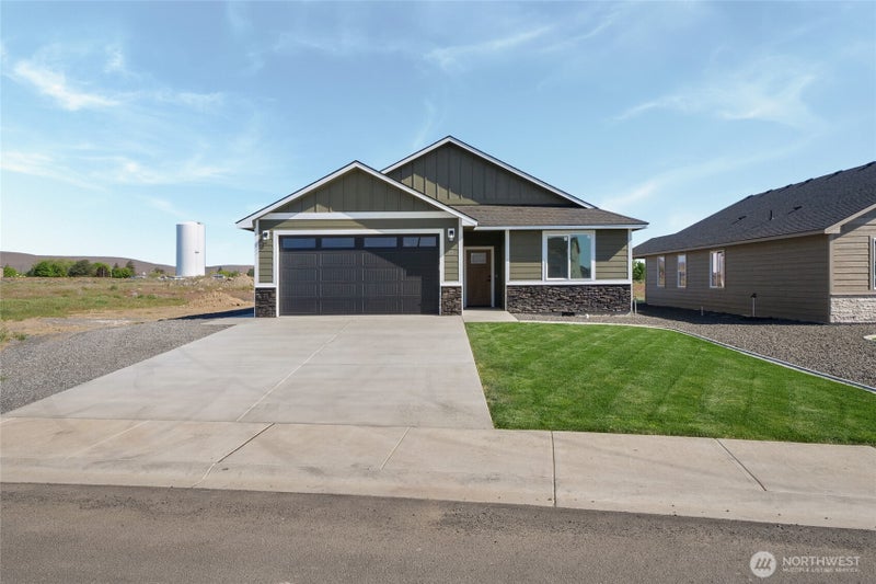 13 Parkside Lp