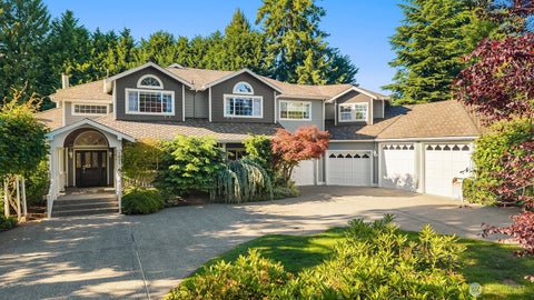 Photo of 1631 180th Place SW, Lynnwood, WA 98037 (MLS # 2500910)