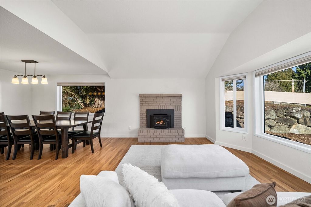 Photo of 14609 142nd Avenue SE, Renton, WA 98059 (MLS # 2482734)