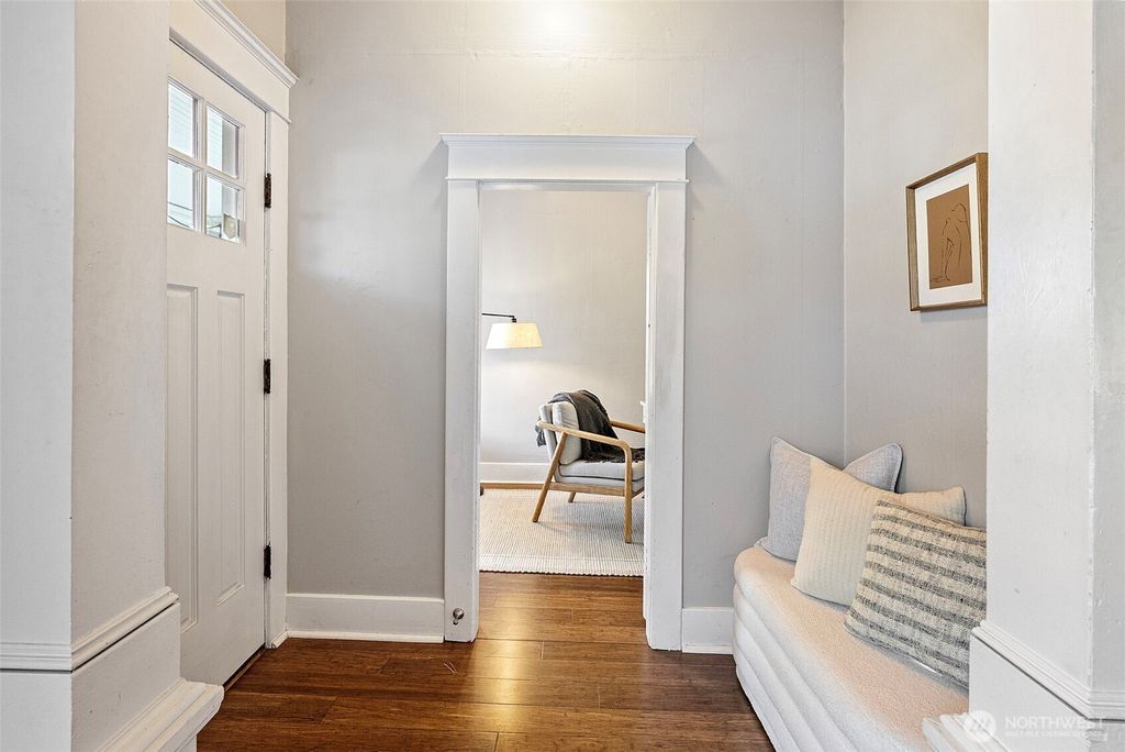 Photo of 827 NW 61st Street, Seattle, WA 98107 (MLS # 2479755)