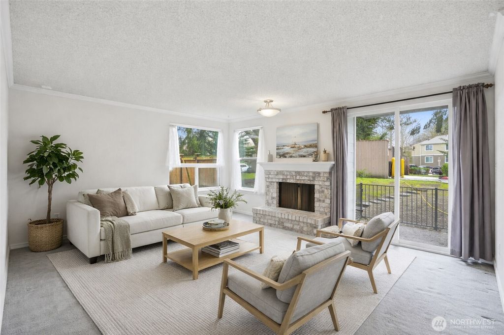 Photo of 820 Cady Road #H101, Everett, WA 98203 (MLS # 2493941)