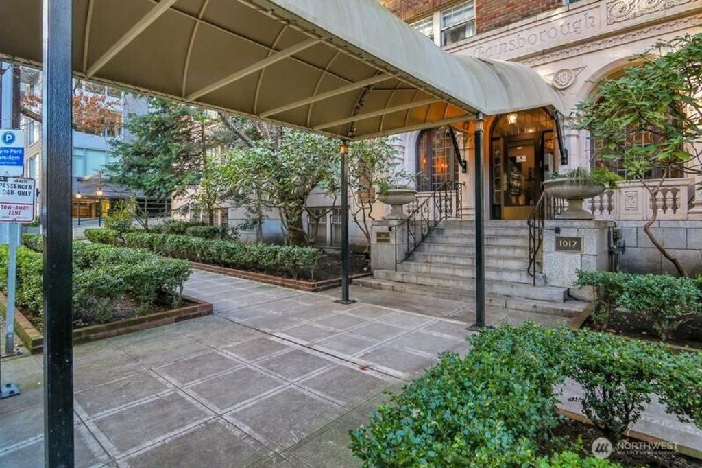 Photo of 1017 Minor Avenue #1303, Seattle, WA 98104 (MLS # 2480711)