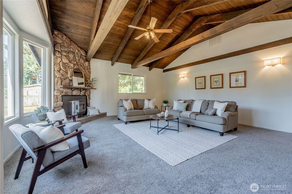 Photo of 18414 Baldwin Road, Bothell, WA 98012 (MLS # 2463126)