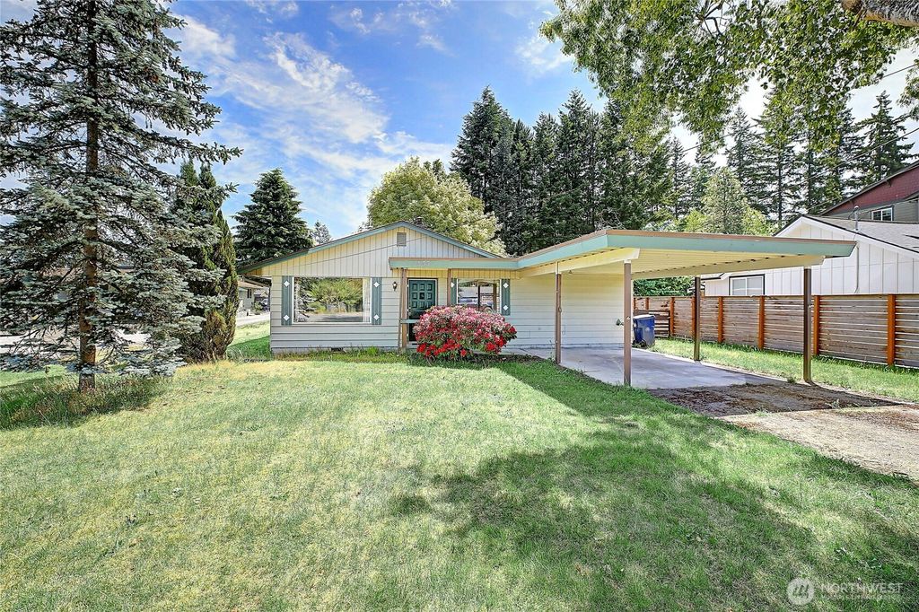 Photo of 1300 Beach Avenue, Marysville, WA 98270 (MLS # 2390458)