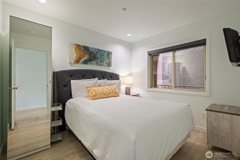 Photo of 322 W Woodin Avenue #526, Chelan, WA 98816 (MLS # 2513404)