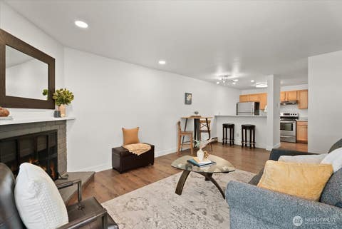 Photo of 520 S 323rd Place #12-E, Federal Way, WA 98003 (MLS # 2521339)