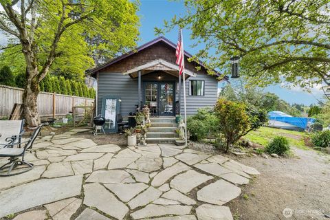 Photo of 1241 SW Myrtle Street, Seattle, WA 98106 (MLS # 2508573)