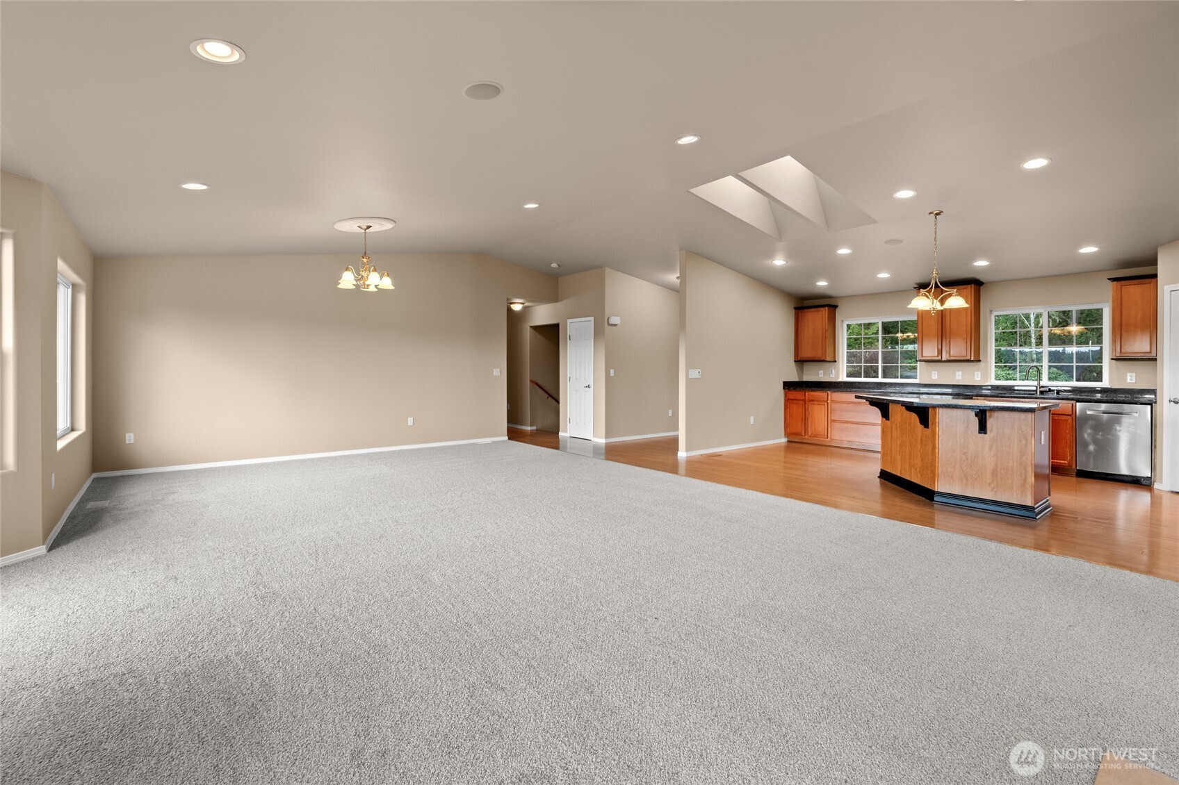 231 E Linda Vista Court