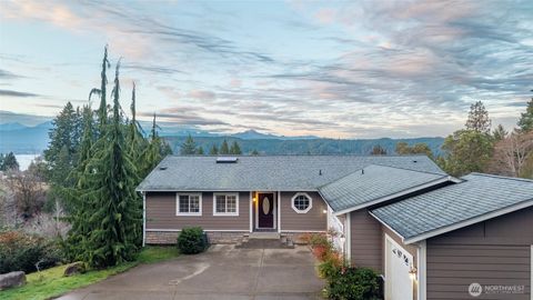 Photo of 231 E Linda Vista Court, Union, WA 98592 (MLS # 2481900)