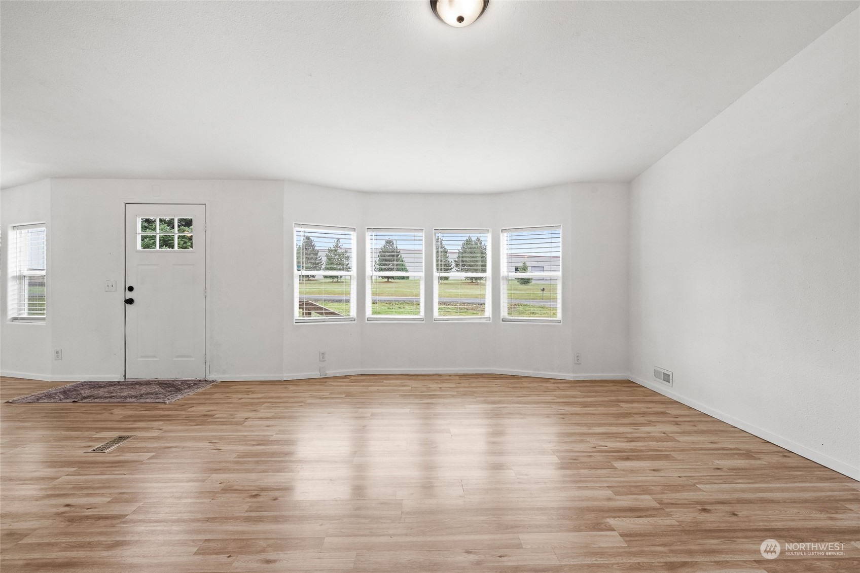 564 W Avery Road