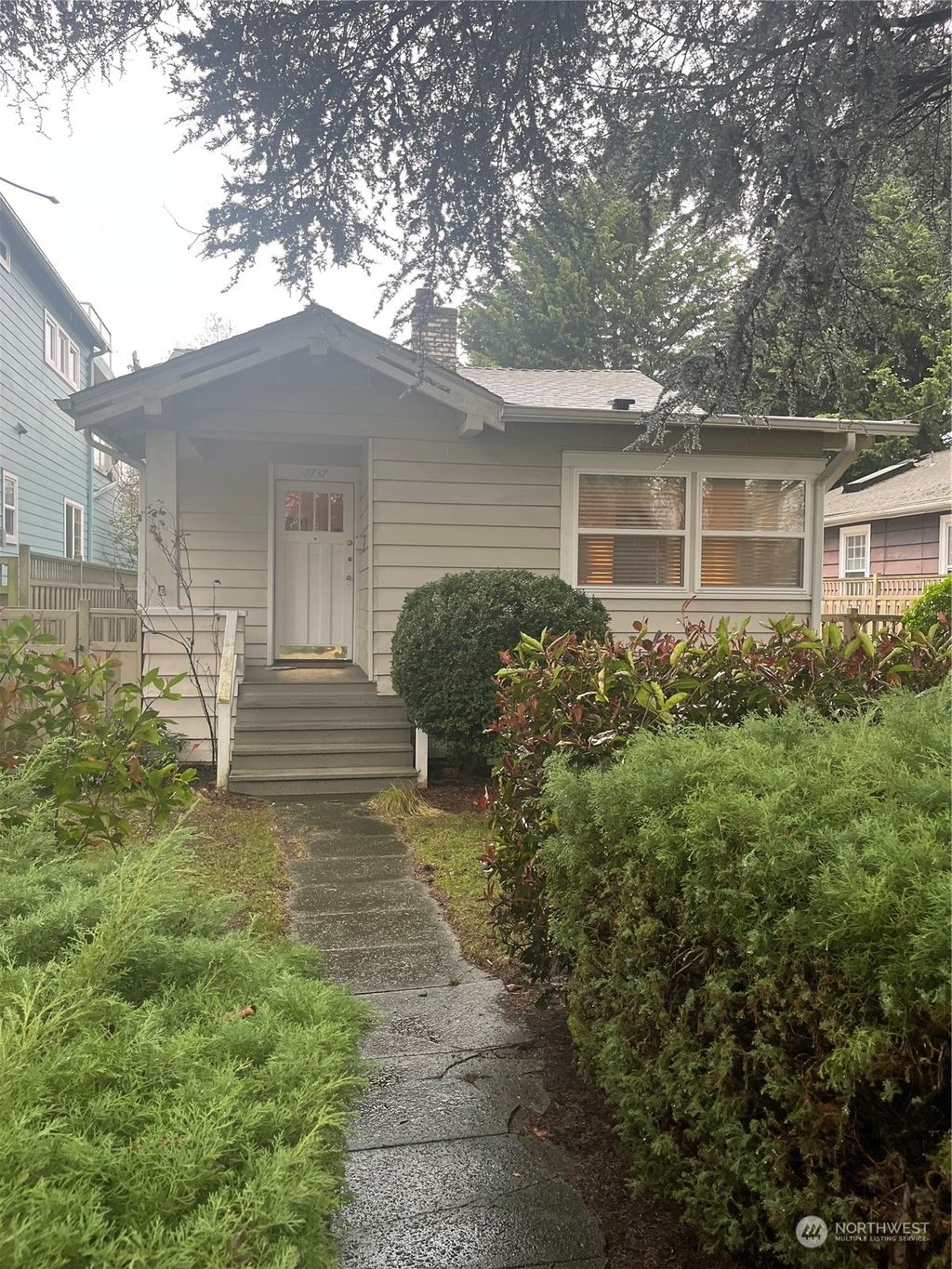 Photo of 2737 59th Avenue SW, Seattle, WA 98116 (MLS # 2266216)