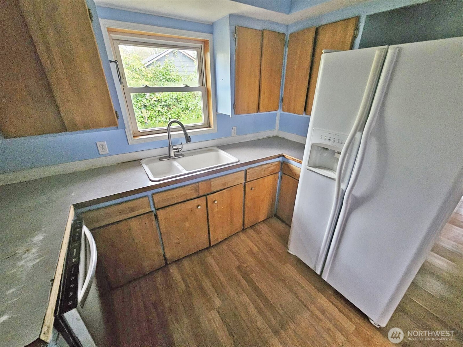 18333 Albany Street SW