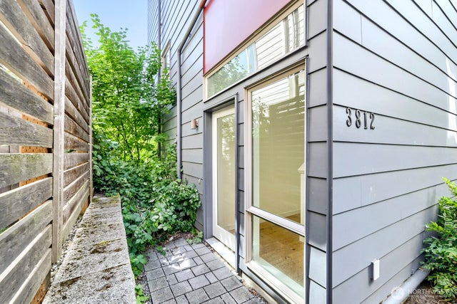 3812 Whitman Avenue N, Seattle