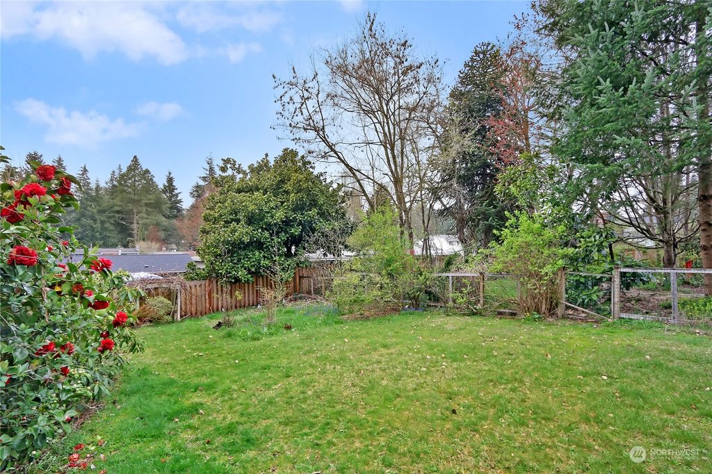 Photo of 13027 30th Avenue NE, Seattle, WA 98125 (MLS # 2057791)