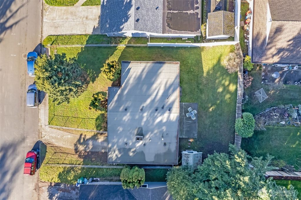 Photo of 30212 10th Avenue S, Federal Way, WA 98003 (MLS # 2478729)