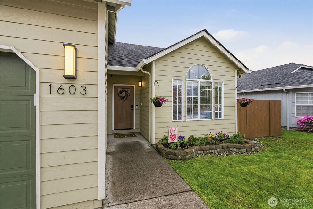 Photo of 1603 NW 13th Street, Battle Ground, WA 98604 (MLS # 2508476)