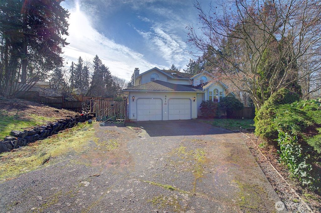 Photo of 8410 162nd Street Ct E, Puyallup, WA 98375 (MLS # 2479637)