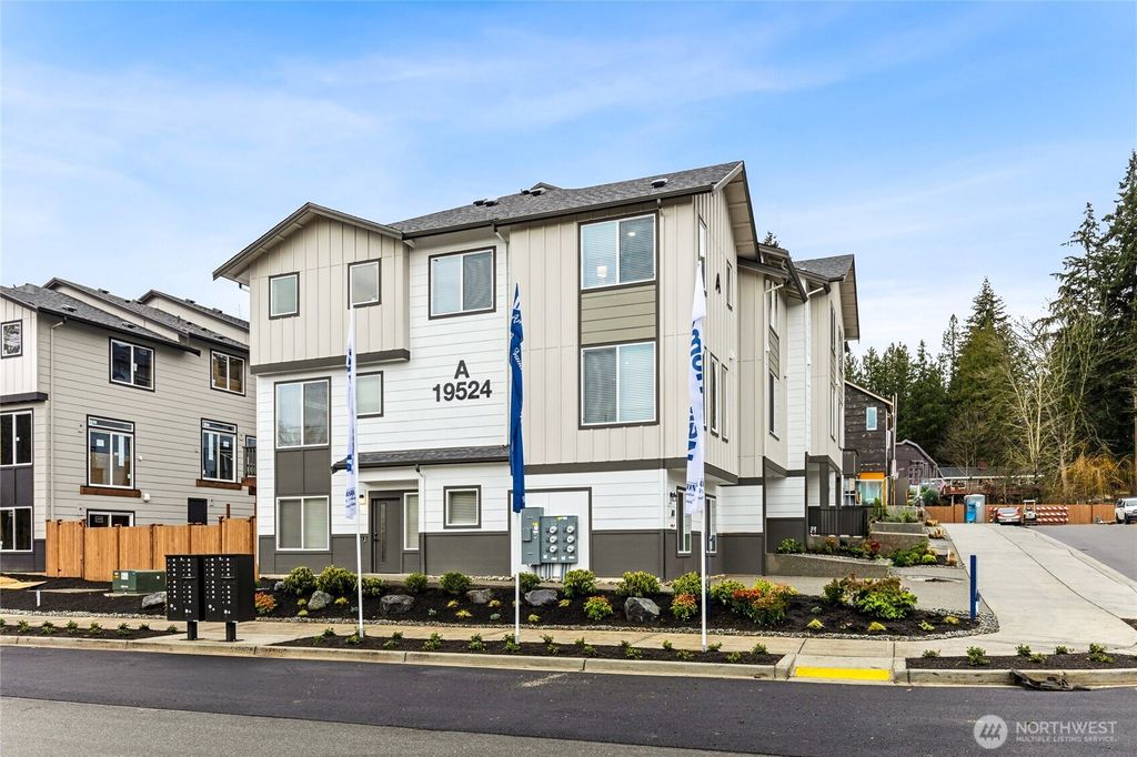 Photo of 19524 16th Avenue SE #D4, Bothell, WA 98012 (MLS # 2350005)