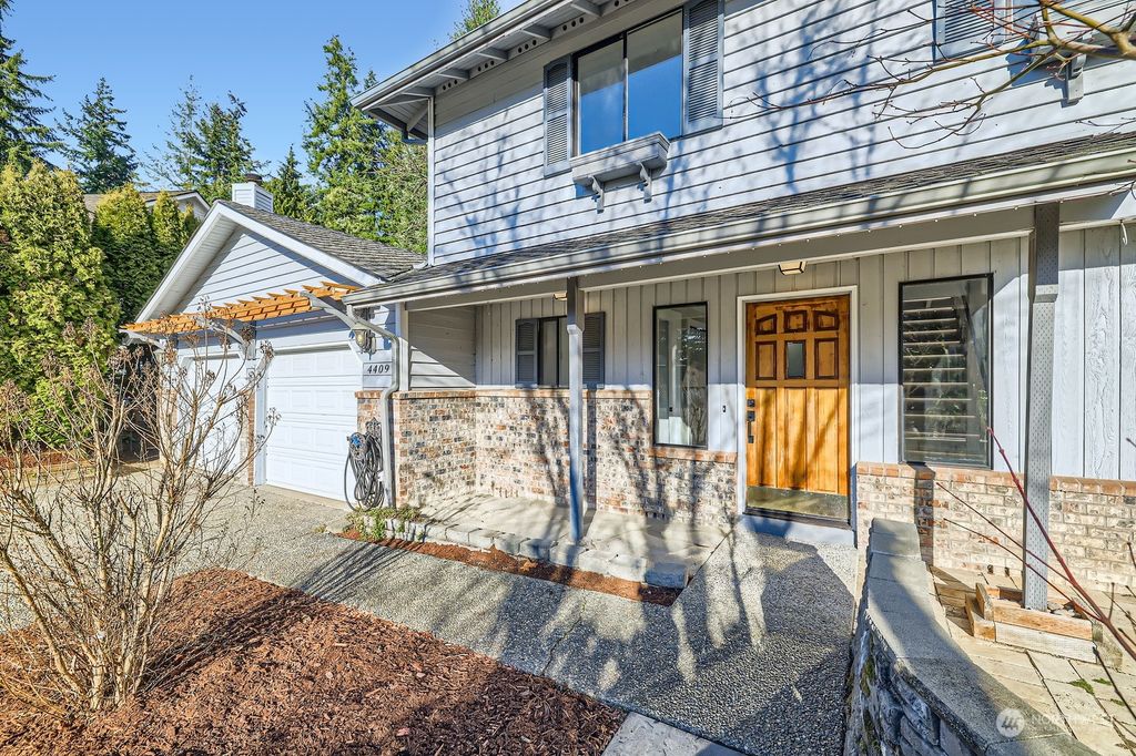 Photo of 4409 130th Place SW, Mukilteo, WA 98275 (MLS # 2323257)
