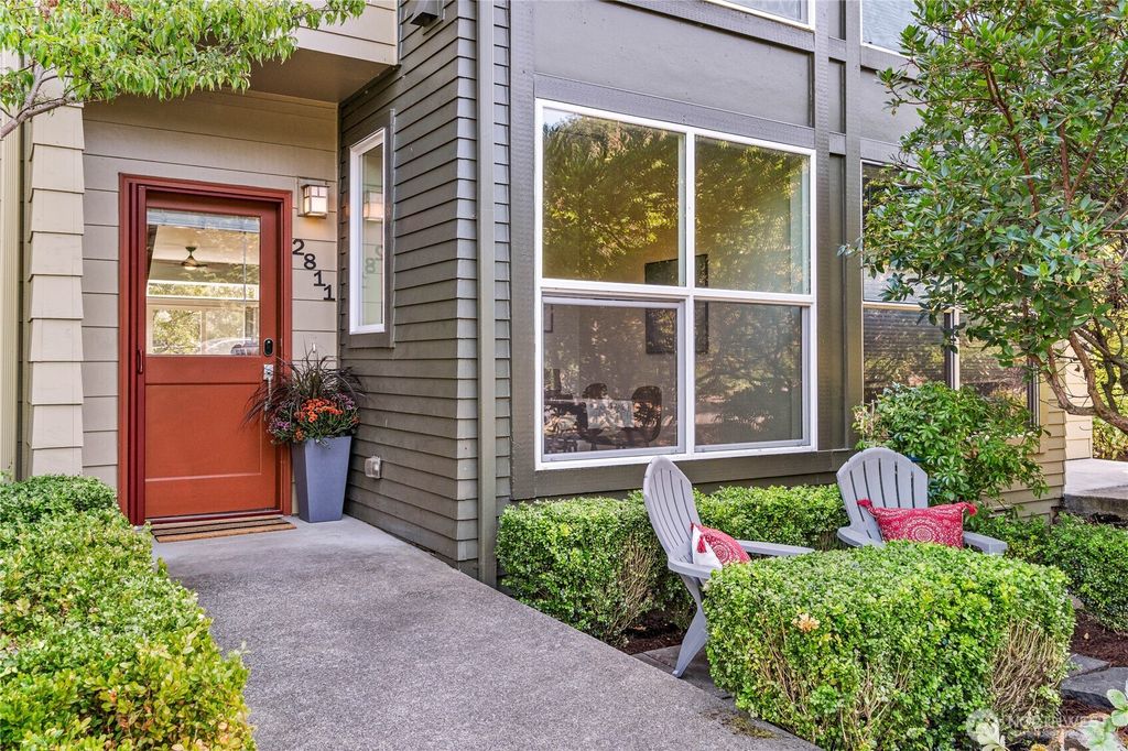 Photo of 2811 S Columbian Way, Seattle, WA 98108 (MLS # 2431741)