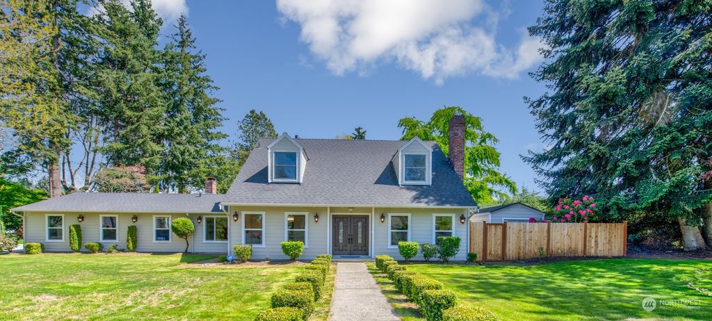 Photo of 52 Skagit Key, Bellevue, WA 98006 (MLS # 2061947)