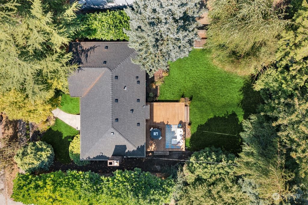 Photo of 8012 36th Avenue NE, Seattle, WA 98115 (MLS # 2158598)