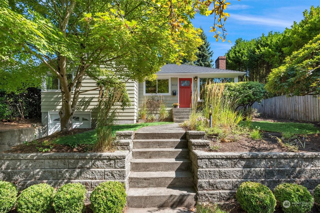 Photo of 8012 36th Avenue NE, Seattle, WA 98115 (MLS # 2158598)